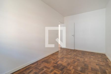 Quarto 1 de apartamento para alugar com 3 quartos, 62m² em Camaquã, Porto Alegre