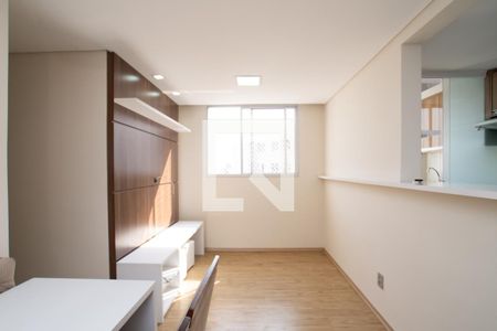 Sala de apartamento para alugar com 2 quartos, 45m² em Gopoúva, Guarulhos