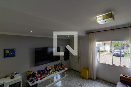 Sala de estar de casa de condomínio à venda com 2 quartos, 91m² em Pedreira, São Paulo