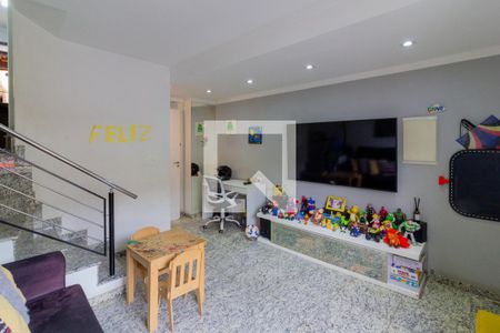 Sala de estar de casa de condomínio à venda com 2 quartos, 91m² em Pedreira, São Paulo