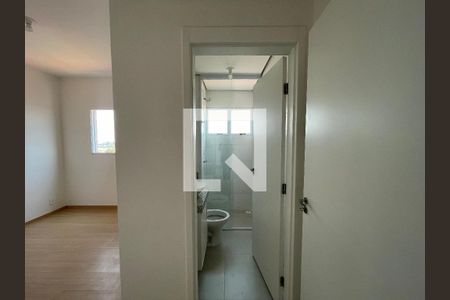 Banheiro Suíte de apartamento para alugar com 2 quartos, 59m² em Jardim Campos Verdes, Hortolândia