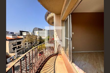 Sacada de apartamento à venda com 3 quartos, 107m² em Jardim Bela Vista, Santo André