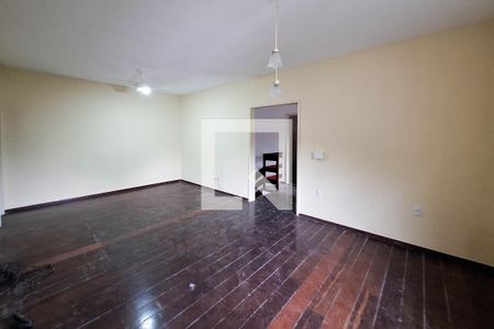 Sala de casa para alugar com 3 quartos, 300m² em São Francisco, Niterói