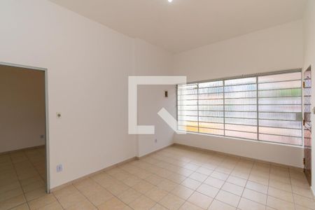 Sala de casa para alugar com 5 quartos, 200m² em Vila Bela, São Paulo