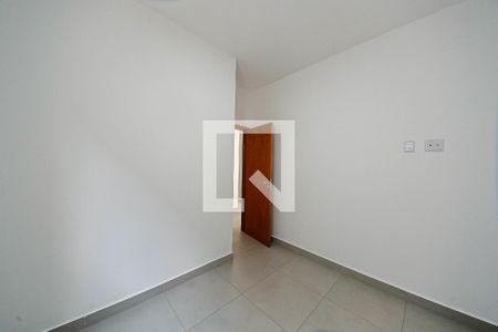 Quarto 1 de apartamento para alugar com 2 quartos, 40m² em Vila Ivg, São Paulo