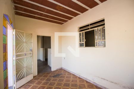 Sala de casa à venda com 2 quartos, 400m² em Cachoeirinha, Belo Horizonte