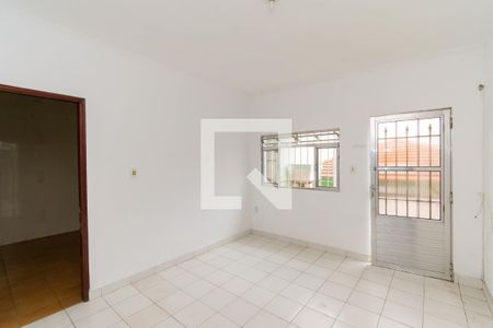 Sala de casa para alugar com 1 quarto, 50m² em São Rafael, São Paulo