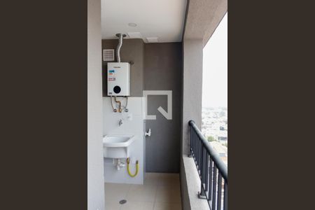 Sacada de apartamento para alugar com 2 quartos, 40m² em Presidente Altino, Osasco