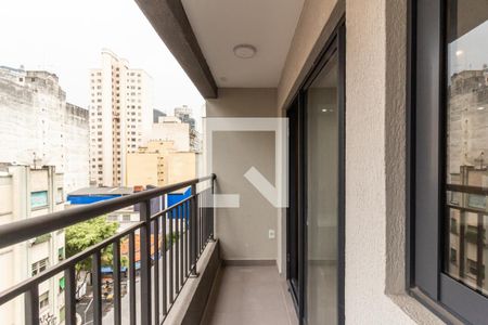 Varanda de kitnet/studio para alugar com 1 quarto, 23m² em República, São Paulo