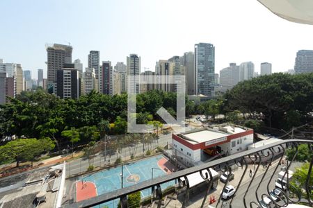 Varanda de apartamento à venda com 2 quartos, 145m² em Vila Olímpia, São Paulo