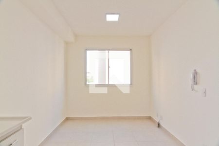 Sala de apartamento para alugar com 2 quartos, 34m² em Piqueri, São Paulo