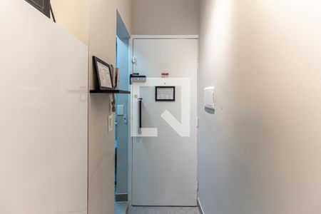 Studio - Entrada de kitnet/studio para alugar com 1 quarto, 35m² em Vila Buarque, São Paulo