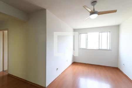 Sala de apartamento à venda com 2 quartos, 55m² em Cavalcanti, Rio de Janeiro