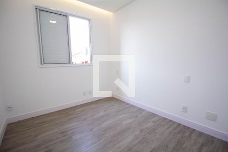 Quarto 1 de apartamento à venda com 2 quartos, 47m² em Vila Talarico, São Paulo