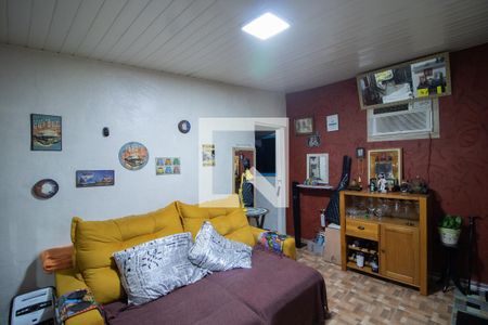 Sala de casa à venda com 3 quartos, 240m² em Vila Mazzei, São Paulo