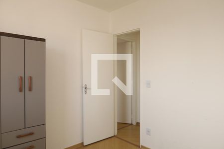 Quarto 1 de apartamento para alugar com 2 quartos, 62m² em Vila Carmosina, São Paulo