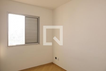 Quarto 2 de apartamento para alugar com 2 quartos, 62m² em Vila Carmosina, São Paulo