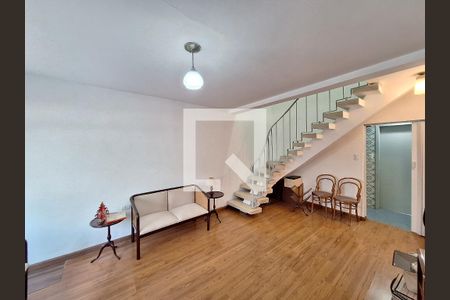 Sala de casa para alugar com 3 quartos, 120m² em Vila Anglo Brasileira, São Paulo