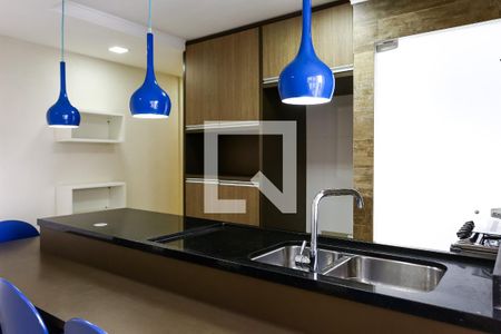 cozinha de apartamento para alugar com 3 quartos, 72m² em Vila Suzana, São Paulo