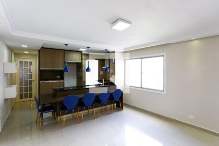 Sala  de apartamento para alugar com 3 quartos, 72m² em Vila Suzana, São Paulo