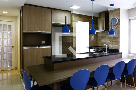 cozinha de apartamento para alugar com 3 quartos, 72m² em Vila Suzana, São Paulo