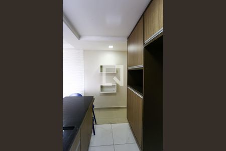 cozinha de apartamento para alugar com 3 quartos, 72m² em Vila Suzana, São Paulo