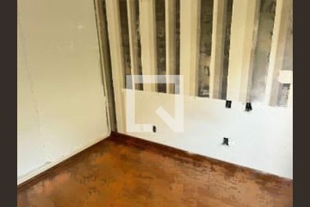 Casa à venda com 3 quartos, 230m² em Jardim Panorama, São Paulo