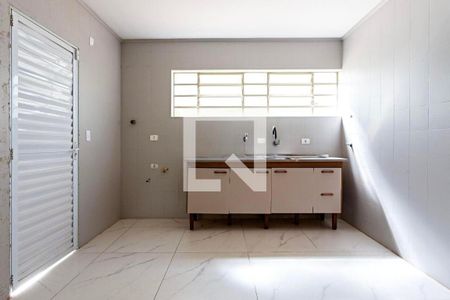 Casa à venda com 3 quartos, 239m² em Alto de Pinheiros, São Paulo