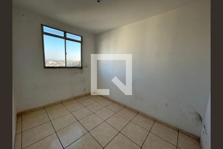 Apartamento à venda com 2 quartos, 48m² em Cabral, Contagem