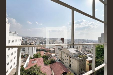 Varanda de apartamento à venda com 3 quartos, 110m² em Grajaú, Belo Horizonte