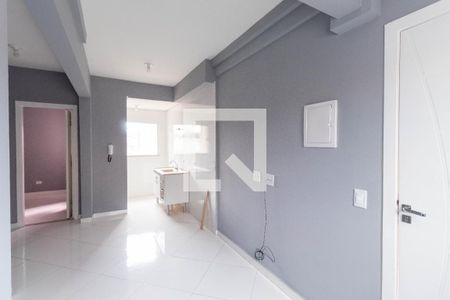 Sala/Cozinha de apartamento para alugar com 2 quartos, 45m² em Vila Ré, São Paulo