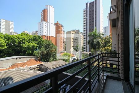 Varanda de kitnet/studio para alugar com 2 quartos, 100m² em Cerqueira César, São Paulo