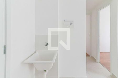 Sala / Cozinha / Lavanderia de apartamento para alugar com 2 quartos, 32m² em Jardim Celeste, São Paulo