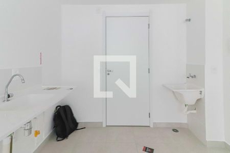 Sala / Cozinha / Lavanderia de apartamento para alugar com 2 quartos, 32m² em Jardim Celeste, São Paulo