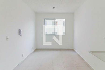 Sala / Cozinha / Lavanderia de apartamento para alugar com 2 quartos, 32m² em Jardim Celeste, São Paulo