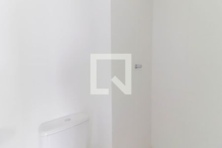 Banheiro de apartamento para alugar com 2 quartos, 32m² em Jardim Celeste, São Paulo