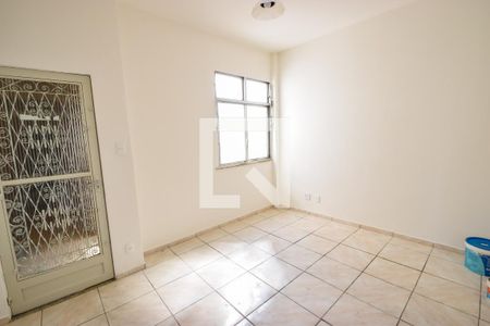 Sala de apartamento para alugar com 1 quarto, 1m² em Piedade, Rio de Janeiro