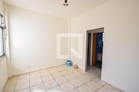 Sala de apartamento para alugar com 1 quarto, 1m² em Piedade, Rio de Janeiro