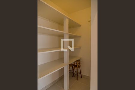 Sala - Closet de apartamento à venda com 2 quartos, 130m² em Vila Santa Catarina, São Paulo