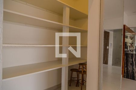 Sala - Closet de apartamento para alugar com 2 quartos, 130m² em Vila Santa Catarina, São Paulo