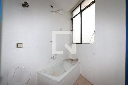 Banheiro de kitnet/studio à venda com 1 quarto, 19m² em Santa Ifigênia, São Paulo