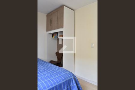 Quarto 1 de apartamento para alugar com 2 quartos, 46m² em Ganchinho, Curitiba