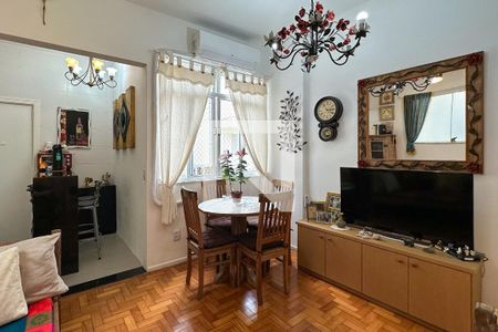 Sala de apartamento à venda com 2 quartos, 70m² em Copacabana, Rio de Janeiro