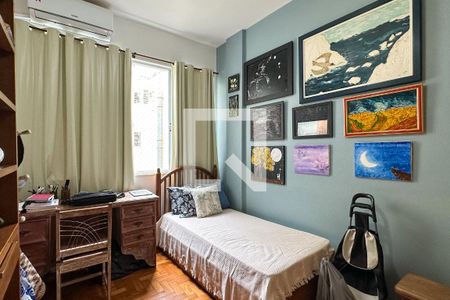 Quarto 01 de apartamento à venda com 2 quartos, 70m² em Copacabana, Rio de Janeiro