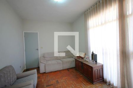 Sala de casa à venda com 5 quartos, 273m² em Ipiranga, Belo Horizonte