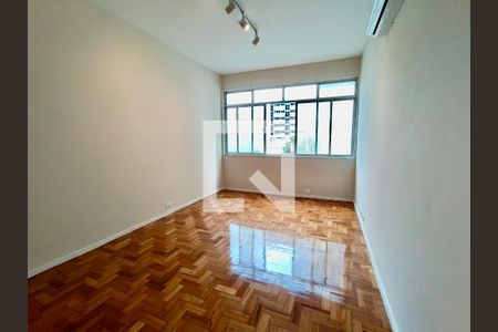 Sala de apartamento para alugar com 2 quartos, 65m² em Copacabana, Rio de Janeiro