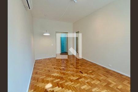 Sala de apartamento para alugar com 2 quartos, 65m² em Copacabana, Rio de Janeiro