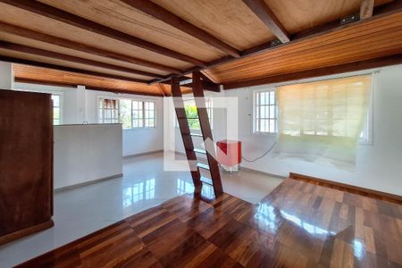 Sala de casa para alugar com 1 quarto, 80m² em Piratininga, Niterói