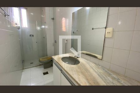 Banheiro Social de apartamento para alugar com 3 quartos, 84m² em Estrela Dalva, Belo Horizonte