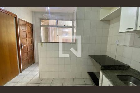 Cozinha de apartamento para alugar com 3 quartos, 84m² em Estrela Dalva, Belo Horizonte